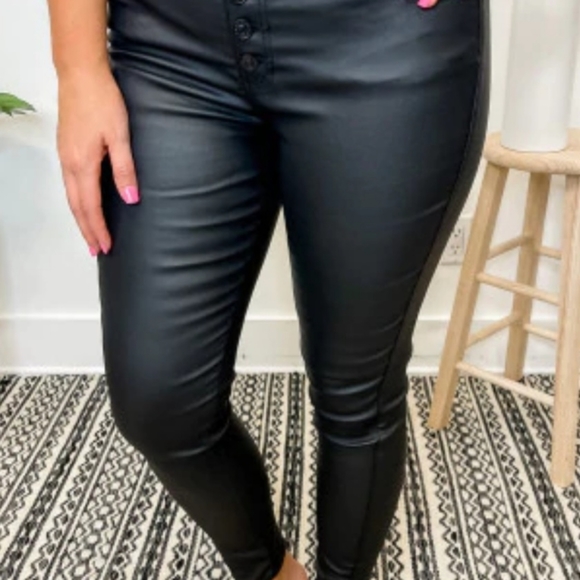 NWT Button-up Med Faux Leather Pants - Picture 6 of 6